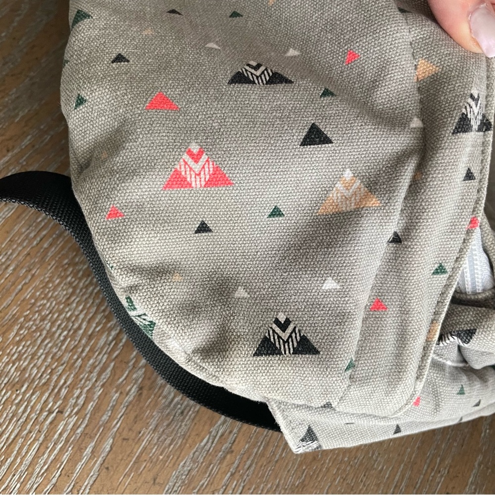 KAVU Rope Sling Bag Spearhead Traingles Print light gray canvas gorpcore comfy - Picture 11 of 12